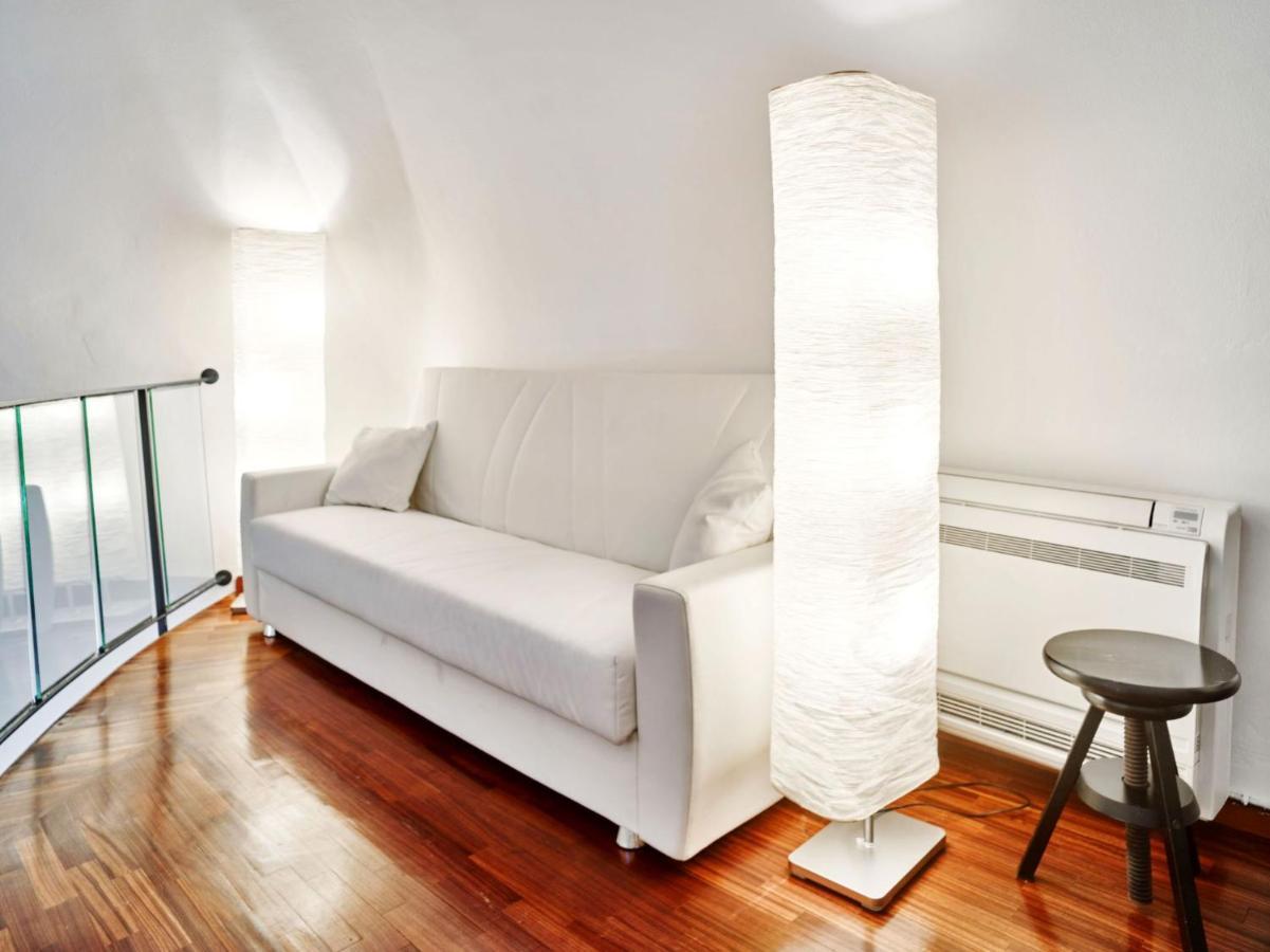Splendid Apartment In The Historic Center Milan Exterior photo