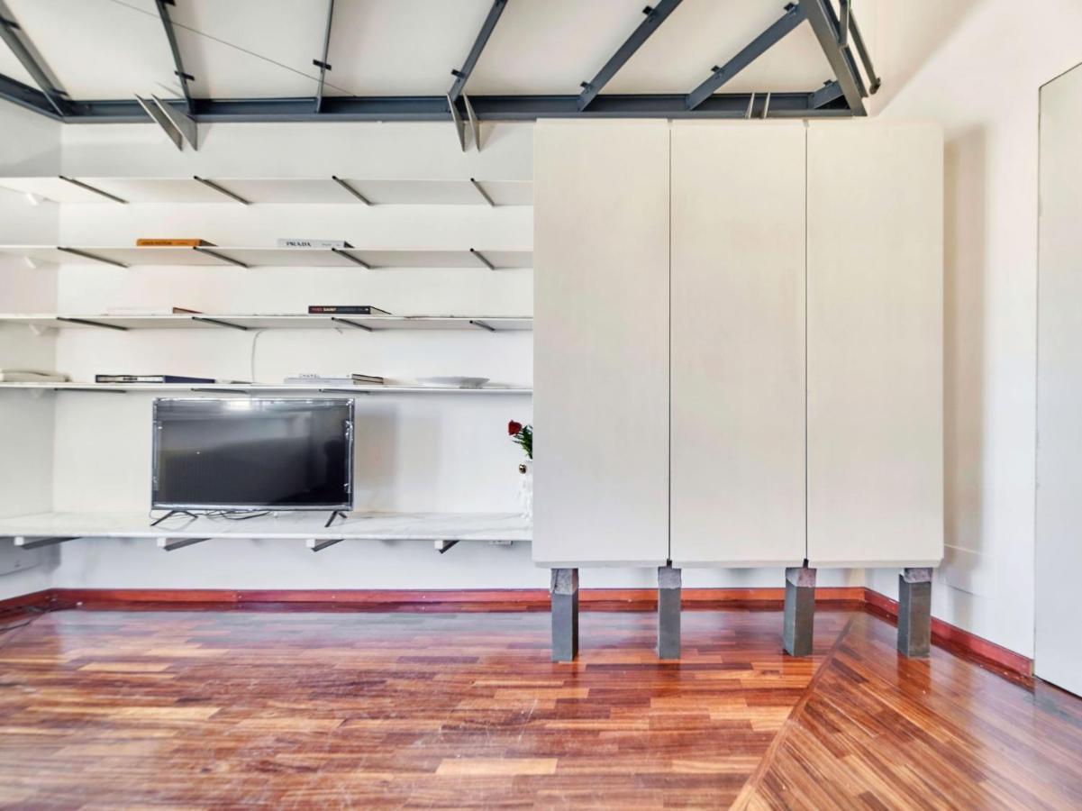 Splendid Apartment In The Historic Center Milan Exterior photo