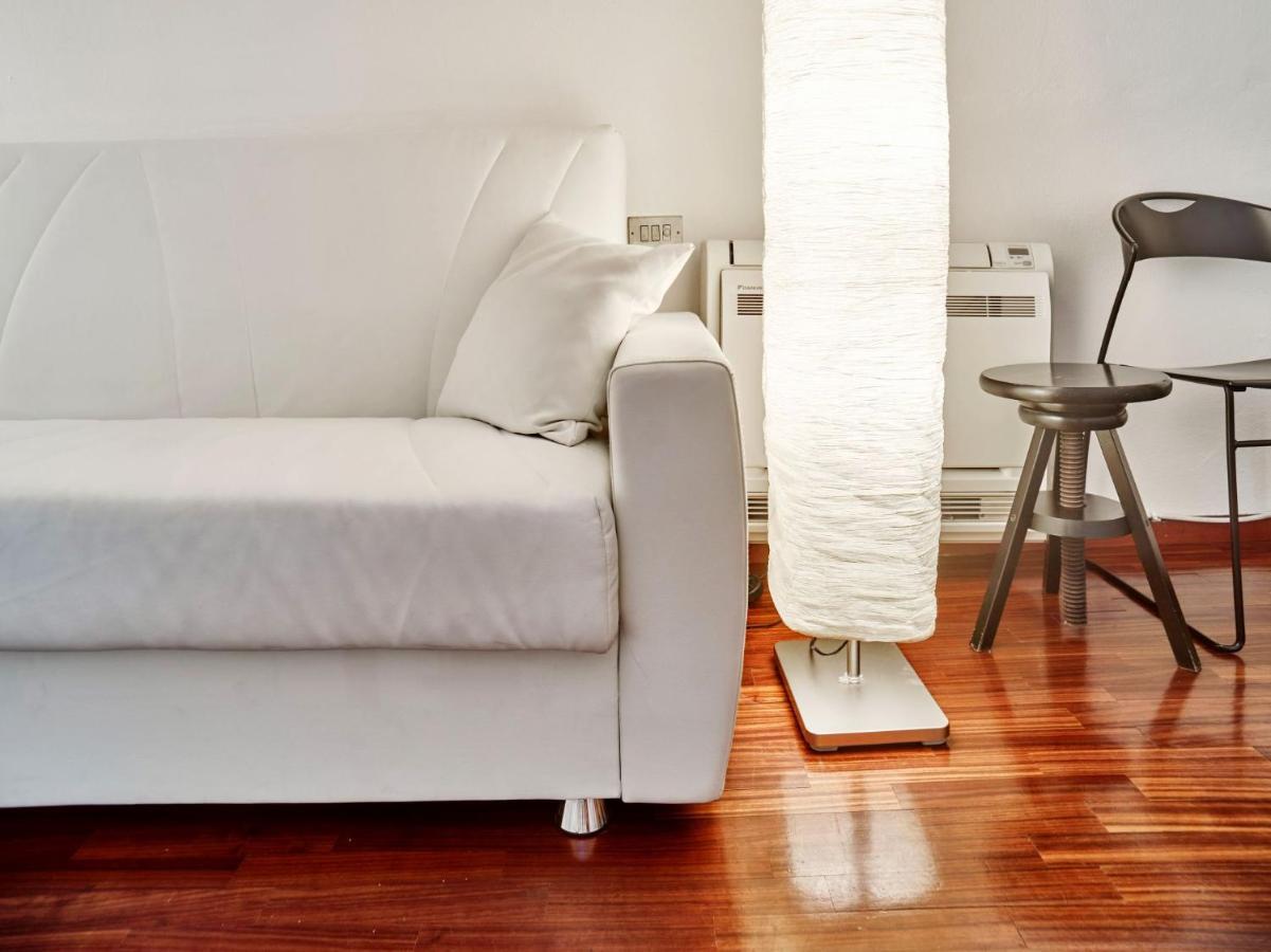 Splendid Apartment In The Historic Center Milan Exterior photo